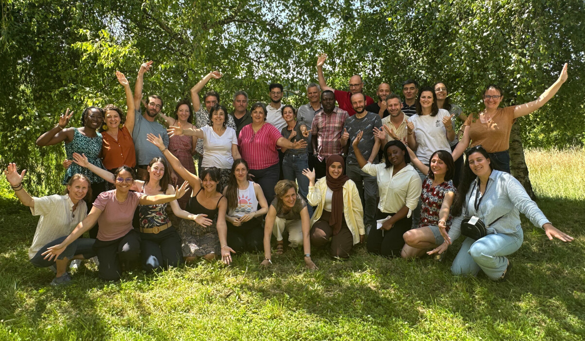 Équipe d'Entrepreneurs du Monde au siège à Lyon en 2025