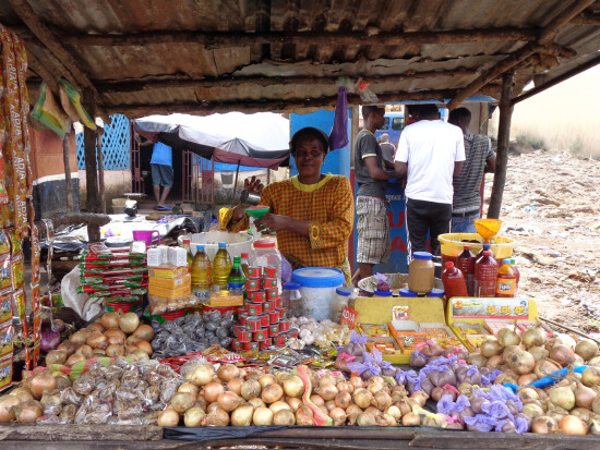 Commerçante accompagnée par Entrepreneurs du Monde