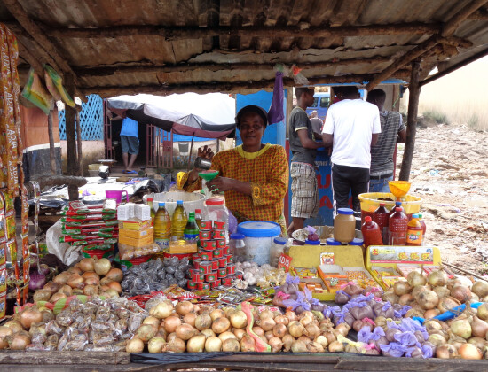 Commerçante accompagnée par Entrepreneurs du Monde