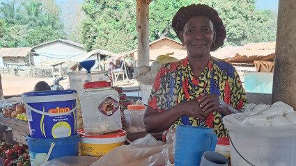 Portrait de Mamadama Sylla, commerçante et bénéficiaire de Wakili en Guinée