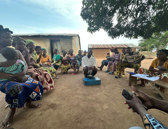 Group meeting at Alidé in Benin, an MFI created by Entrepreneurs du Monde, now independent and supp