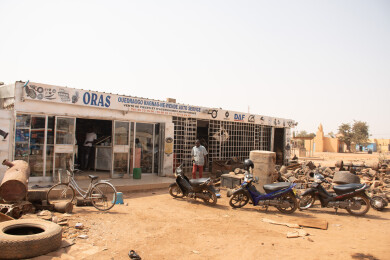 Magasin de pièce détaché de voitures au Burkina Faso