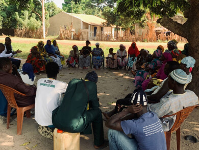 Causerie avec des bénéficiaires de Fansoto au Sénégal
