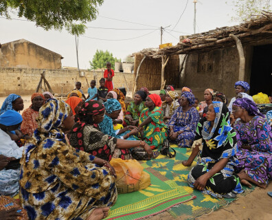 Des femmes bénéficiaires de FANSOTO au Sénégal participent à une formation