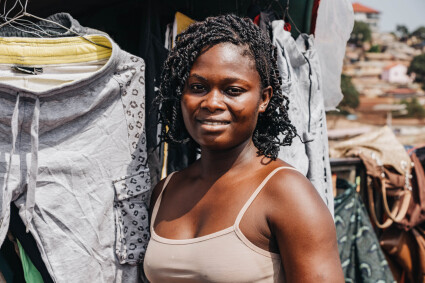 Mabinti, commerçante en Guinée accompagnée par Wakili