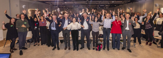 Photo de groupe des participants du Pitch&Give 2025