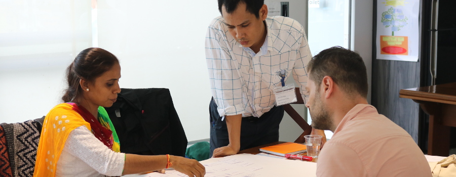 Atelier microfinance sociale au Myanmar